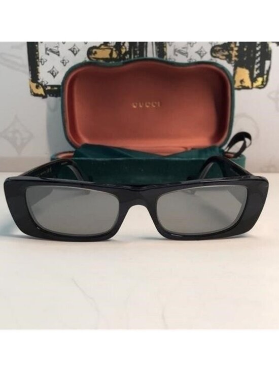 New ✨ Authentic Gucci GG0516S 013 Sunglasses – Grey Frame with Silver Mirror Len main image 8